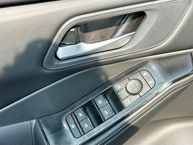 2025 Nissan Rogue Vehicle Photo in Flemington, NJ 08822
