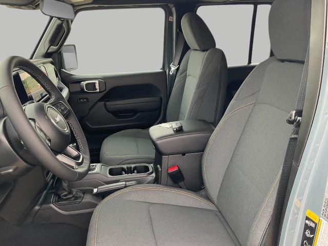 2025 Jeep Wrangler Vehicle Photo in Kaukauna, WI 54130