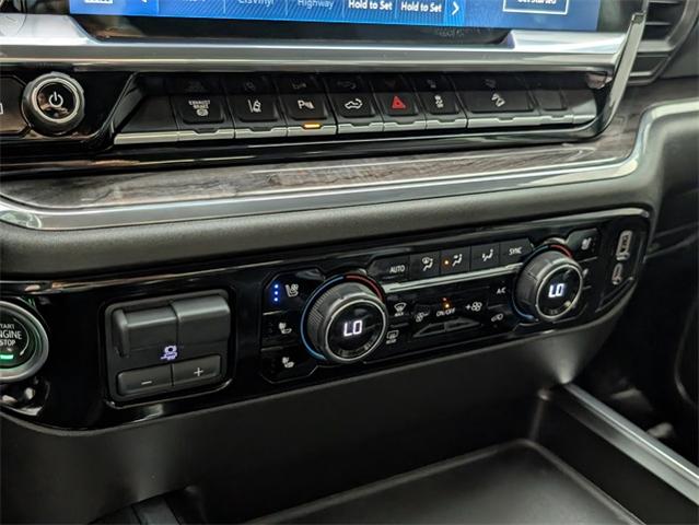 2024 Chevrolet Silverado 2500 HD Vehicle Photo in ENGLEWOOD, CO 80113-6708