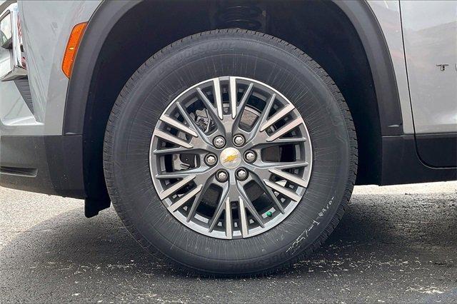 2025 Chevrolet Traverse Vehicle Photo in INDEPENDENCE, MO 64055-1314