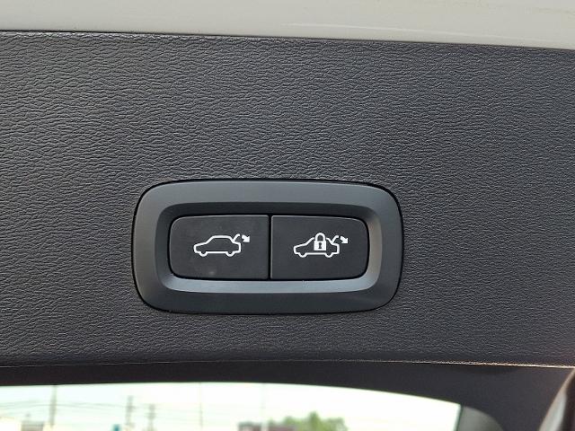 2023 Volvo XC40 Vehicle Photo in HARRISBURG, PA 17111-1033