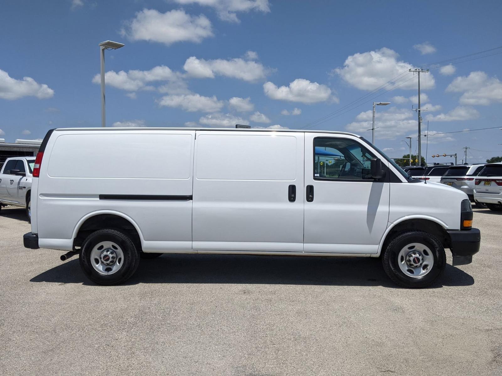 2023 GMC Savana Cargo Van Vehicle Photo in Seguin, TX 78155