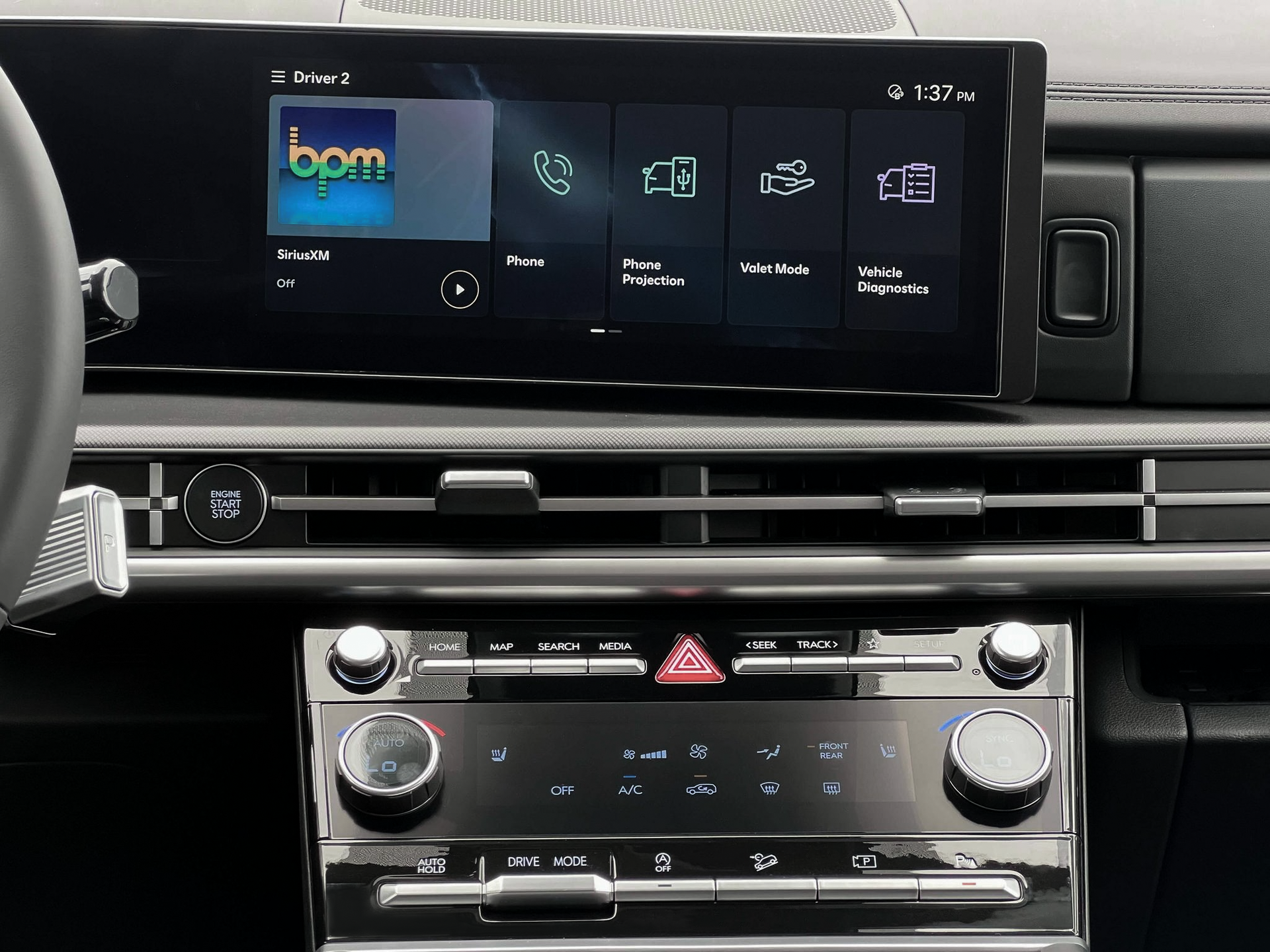 2025 Hyundai SANTA FE Vehicle Photo in Peoria, IL 61615