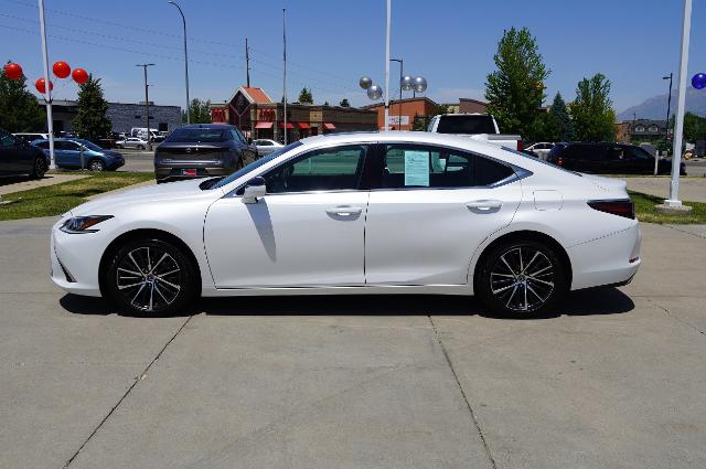 2024 Lexus ES 350 Vehicle Photo in Riverdale, UT 84405