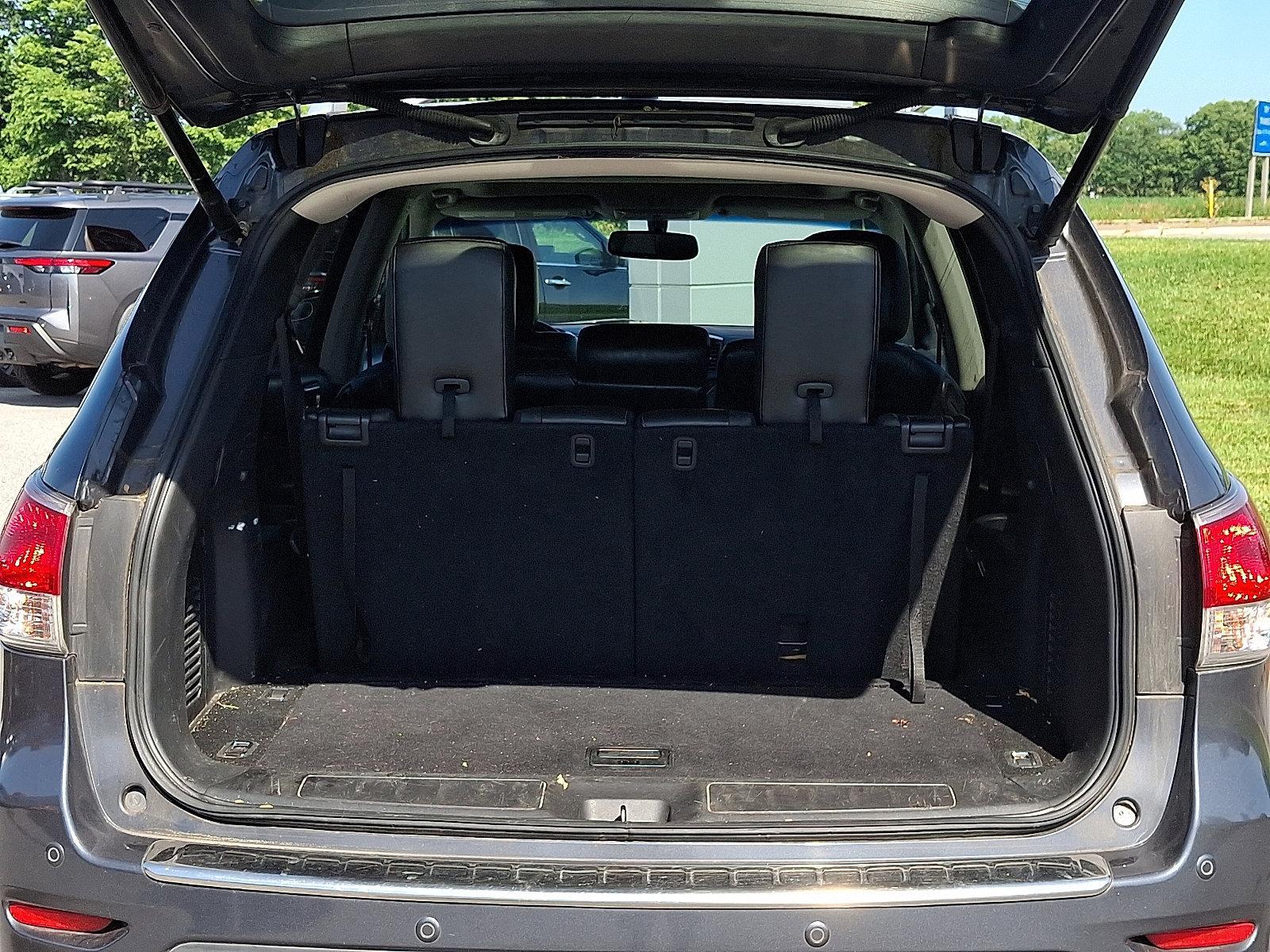 2013 Nissan Pathfinder Vehicle Photo in Mechanicsburg, PA 17050-2306