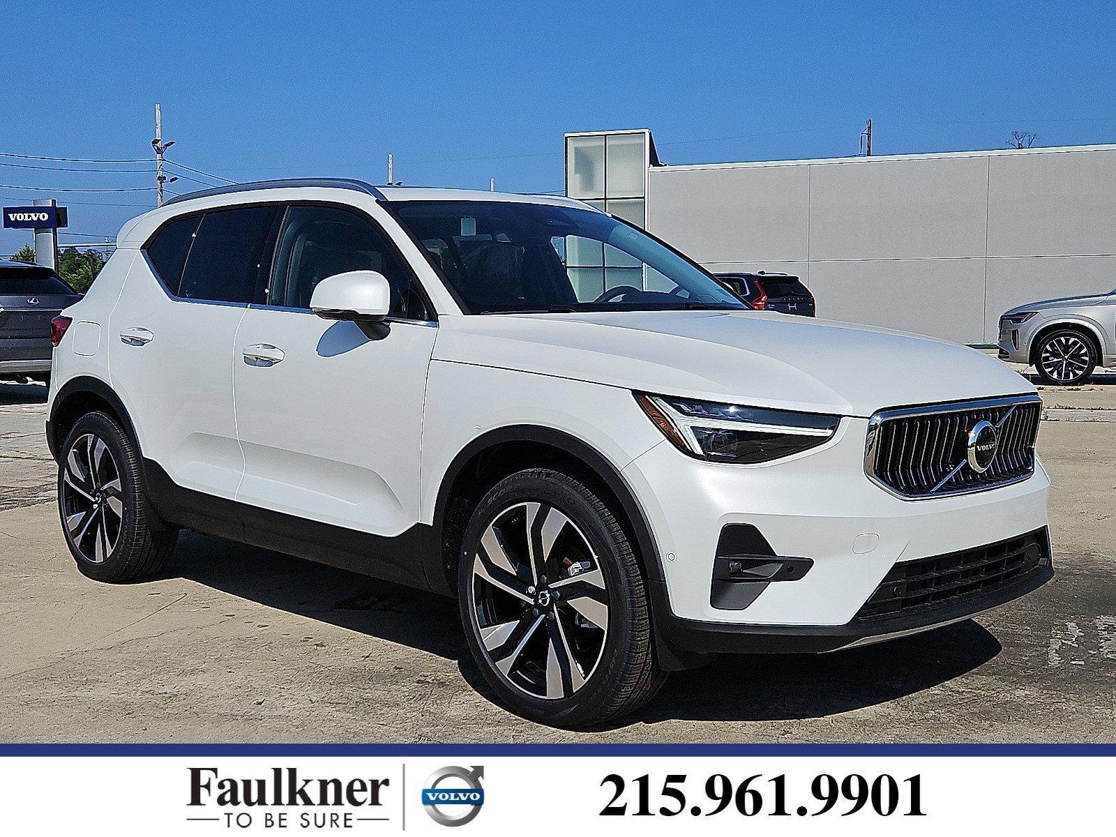 2025 Volvo XC40 Vehicle Photo in Trevose, PA 19053