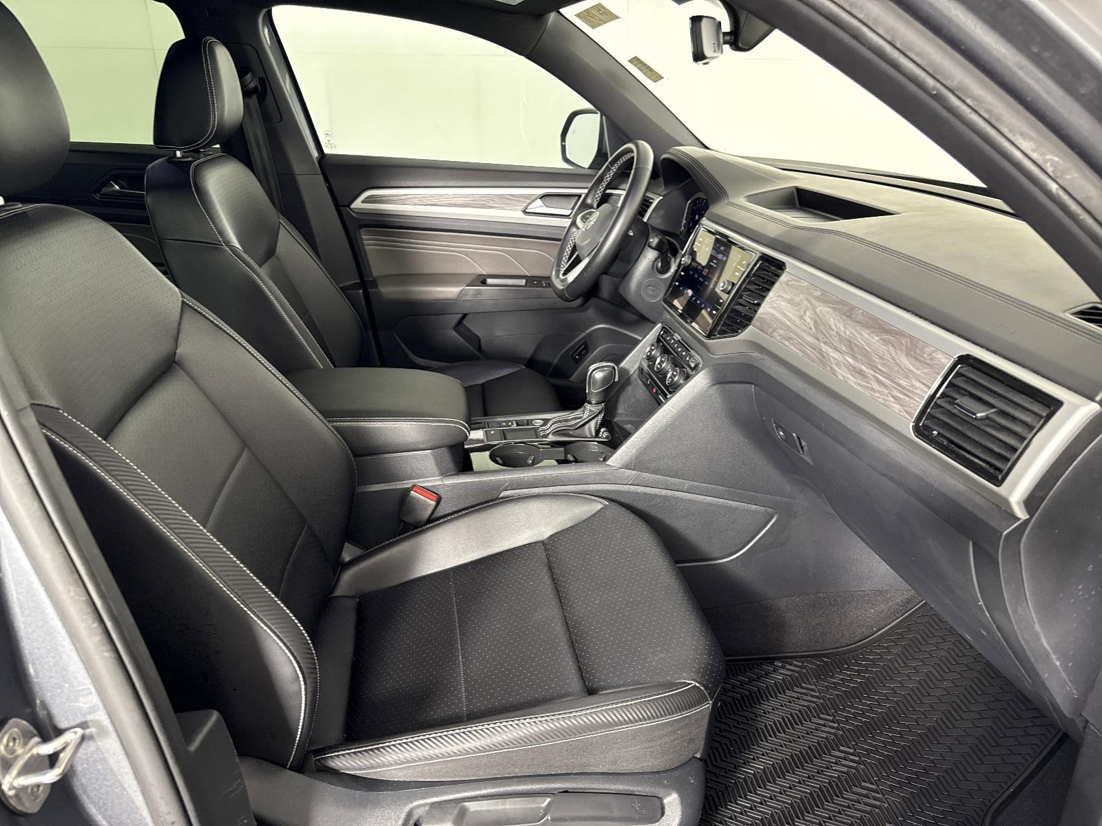 2022 Volkswagen Atlas Cross Sport Vehicle Photo in Georgetown, TX 78626