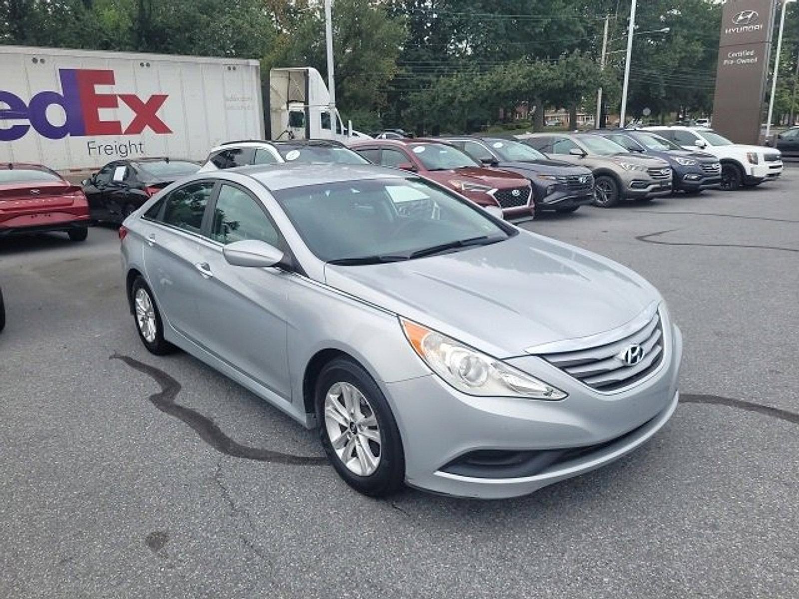 2014 Hyundai SONATA Vehicle Photo in Harrisburg, PA 17111