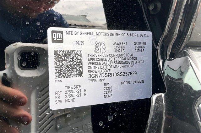 2025 Chevrolet Equinox EV Vehicle Photo in INDEPENDENCE, MO 64055-1314