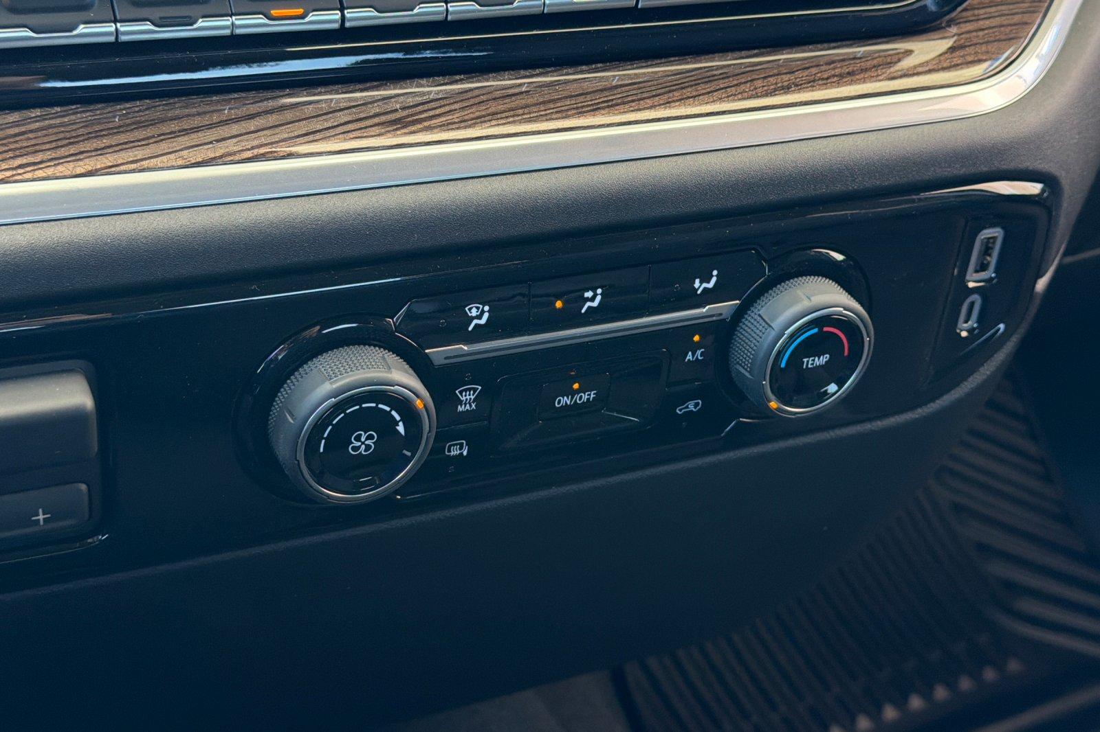 2026 Chevrolet Silverado 3500 HD LT - Photo 20