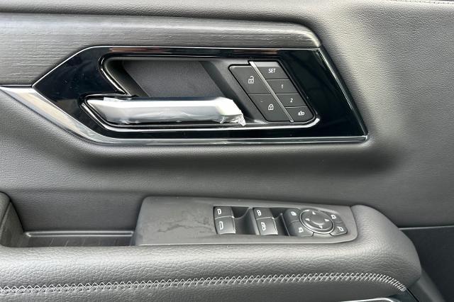 2025 GMC Yukon XL Vehicle Photo in SPOKANE, WA 99202-2191