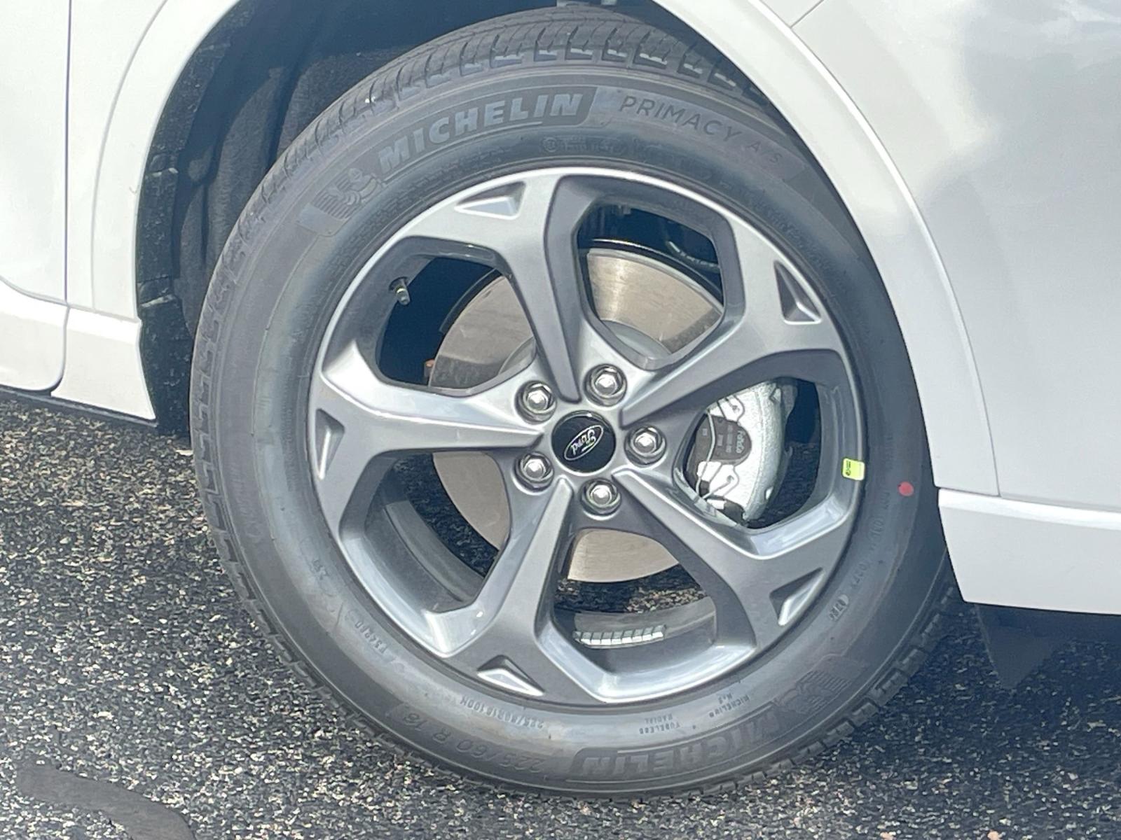 2024 Ford Escape Vehicle Photo in Belle Vernon, PA 15012