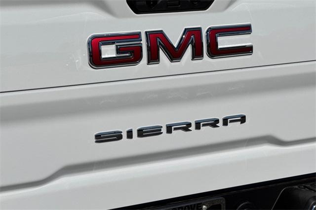 2025 GMC Sierra 2500 HD Vehicle Photo in ELK GROVE, CA 95757-8703