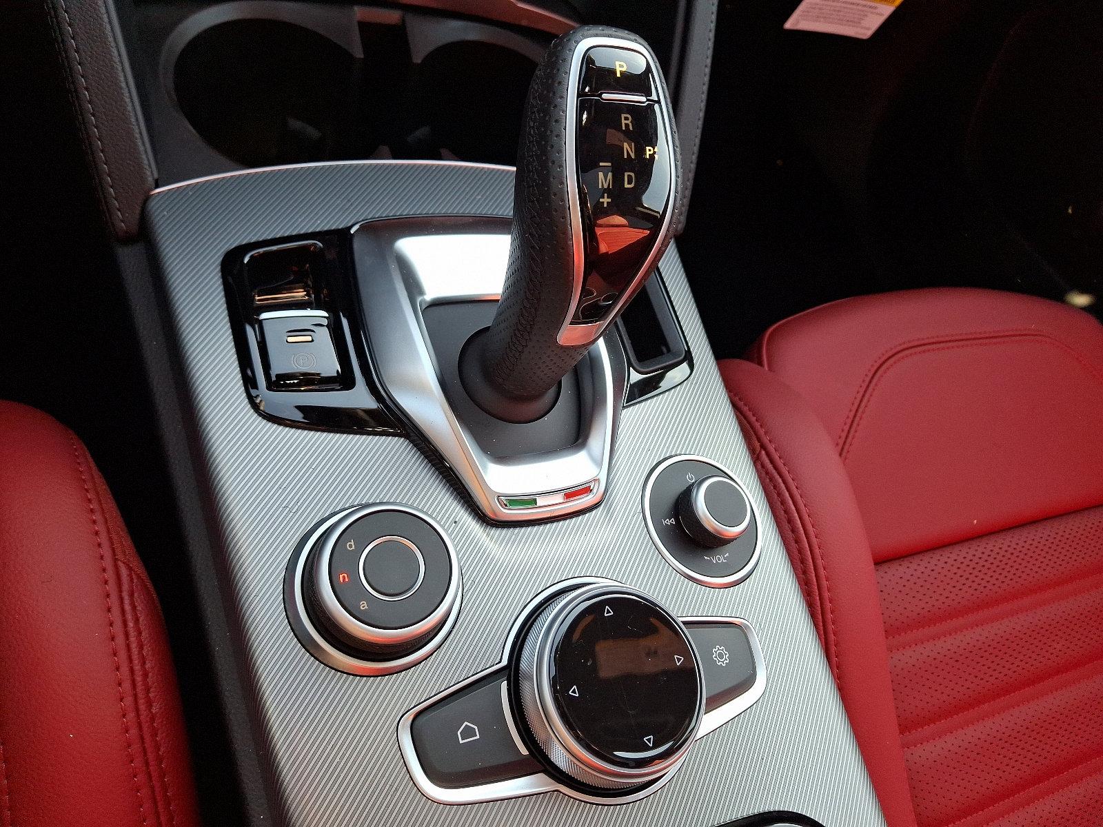 2025 Alfa Romeo Stelvio Vehicle Photo in Mechanicsburg, PA 17050