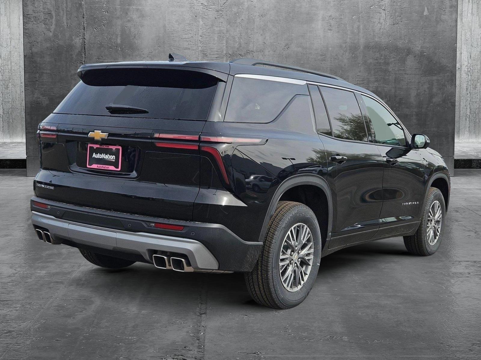 2025 Chevrolet Traverse Vehicle Photo in PEORIA, AZ 85382-3715