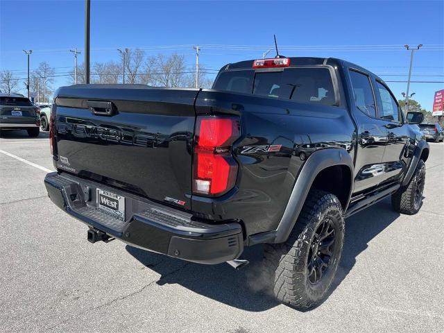 2025 Chevrolet Colorado Vehicle Photo in ALCOA, TN 37701-3235