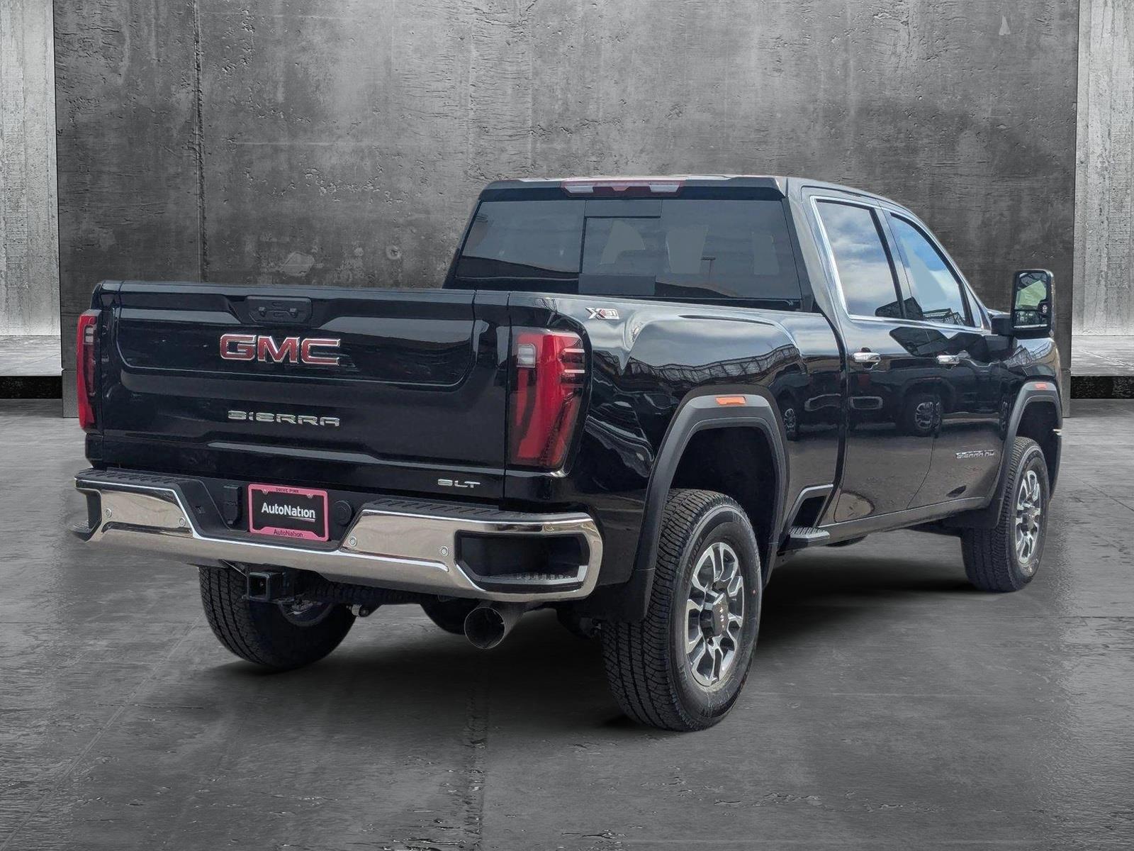 2025 GMC Sierra 2500 HD Vehicle Photo in LONE TREE, CO 80124-2750
