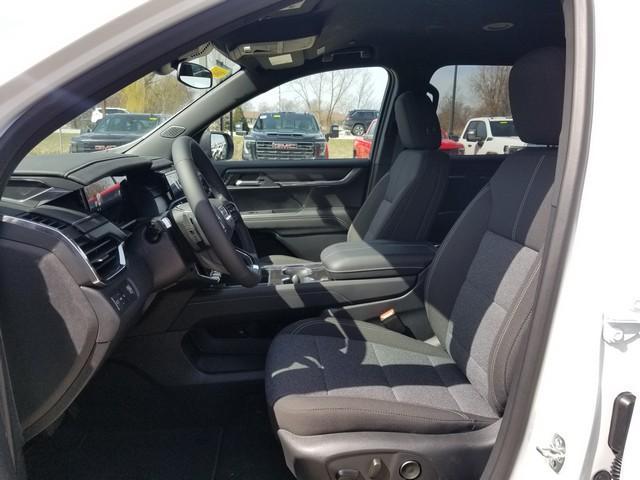 2025 GMC Acadia Vehicle Photo in ELYRIA, OH 44035-6349