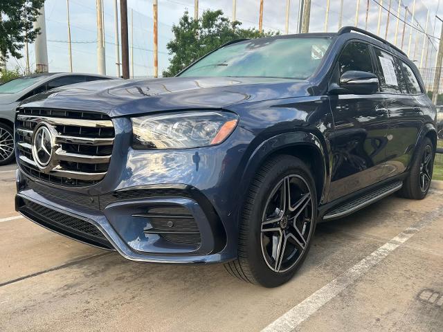 2025 Mercedes-Benz GLS Vehicle Photo in HOUSTON, TX 77079