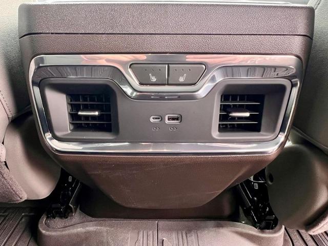 2025 GMC Sierra 1500 Vehicle Photo in EFFINGHAM, IL 62401-2832