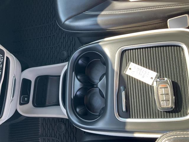 2023 Chrysler Pacifica Vehicle Photo in Kaukauna, WI 54130