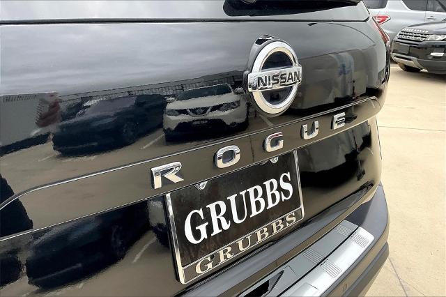 2021 Nissan Rogue Vehicle Photo in Grapevine, TX 76051