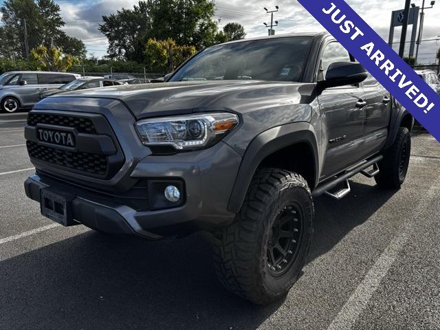 2017 Toyota Tacoma Vehicle Photo in Puyallup, WA 98371