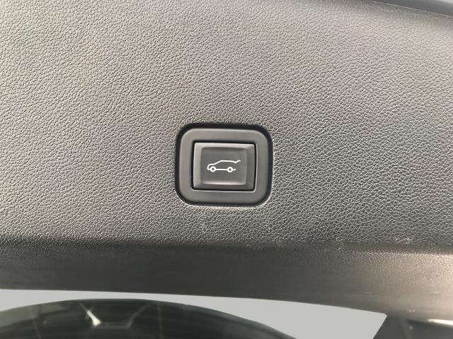 2022 Cadillac XT6 Vehicle Photo in GREEN BAY, WI 54303-3330