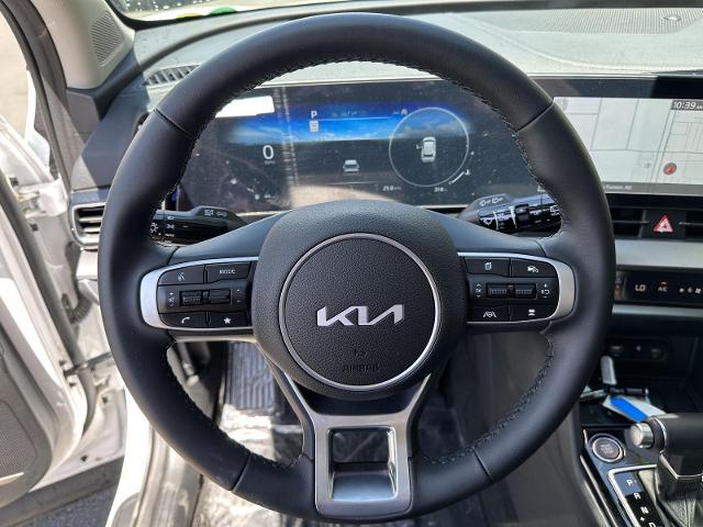 2025 Kia Sportage Vehicle Photo in Tucson, AZ 85712