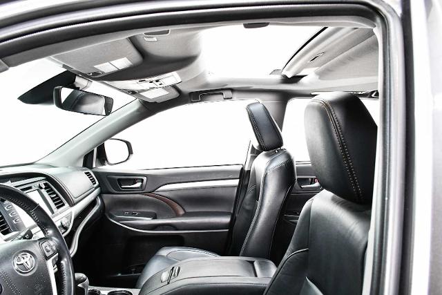 2019 Toyota Highlander Vehicle Photo in DALLAS, TX 75235