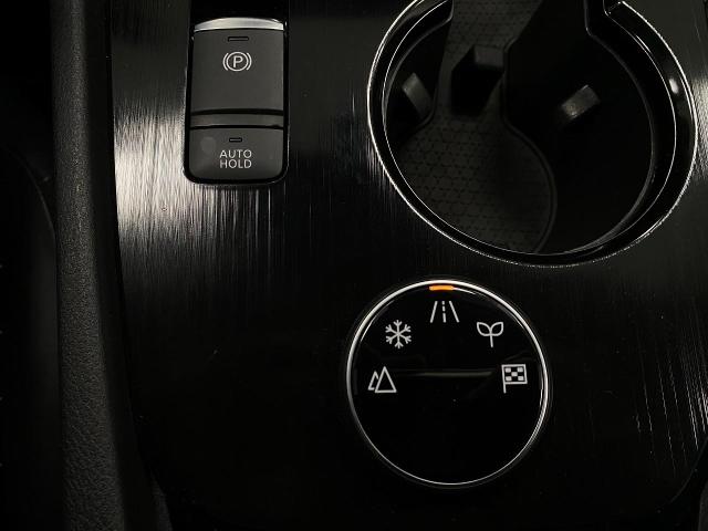 2022 Nissan Rogue Vehicle Photo in Appleton, WI 54913