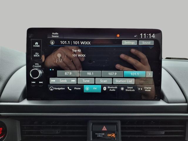 2025 Honda Pilot Vehicle Photo in Oshkosh, WI 54904