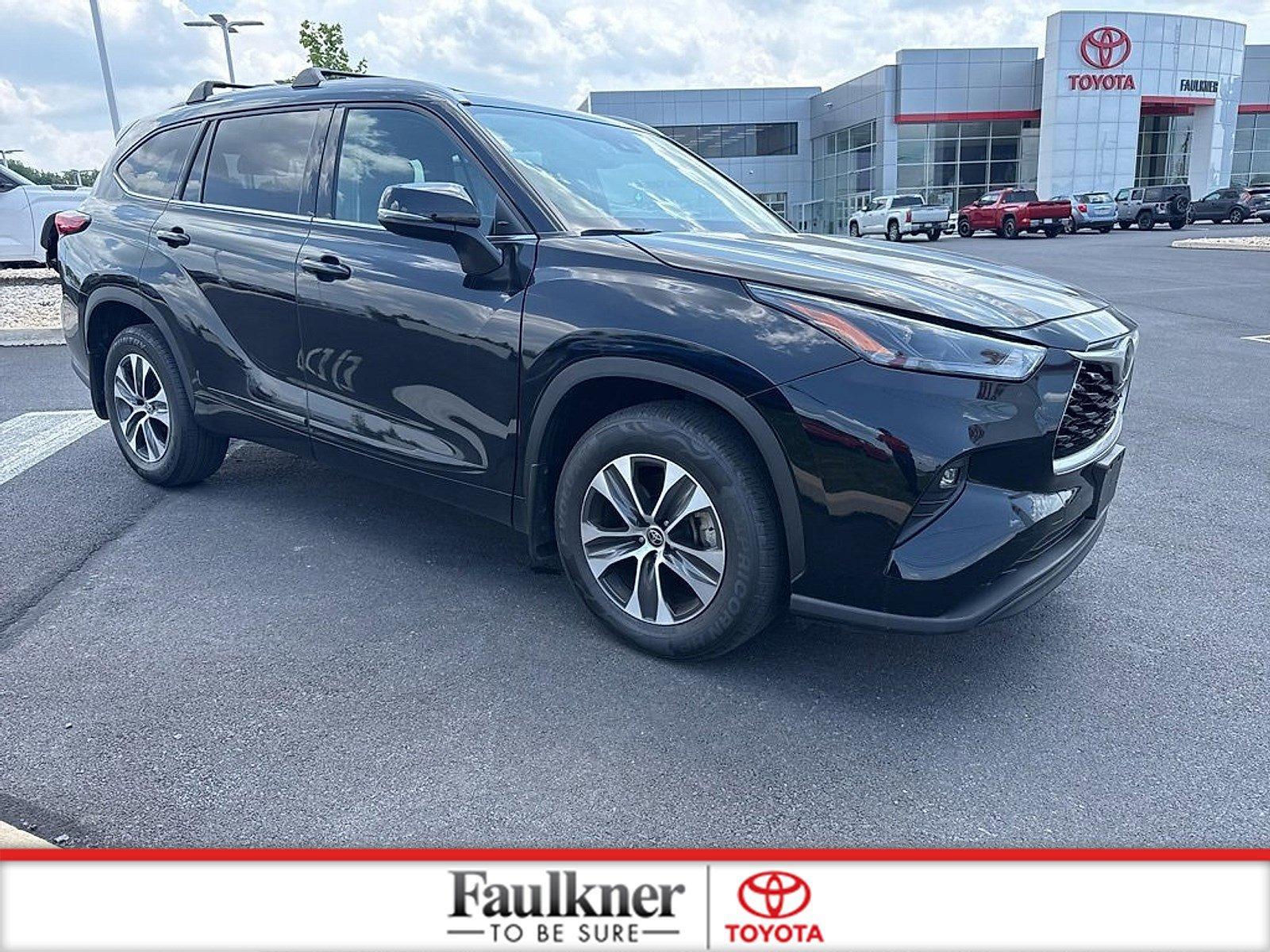 2022 Toyota Highlander Vehicle Photo in Harrisburg, PA 17111