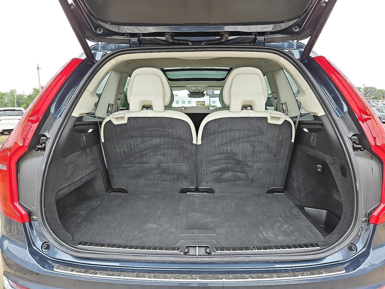 2023 Volvo XC90 Vehicle Photo in Trevose, PA 19053