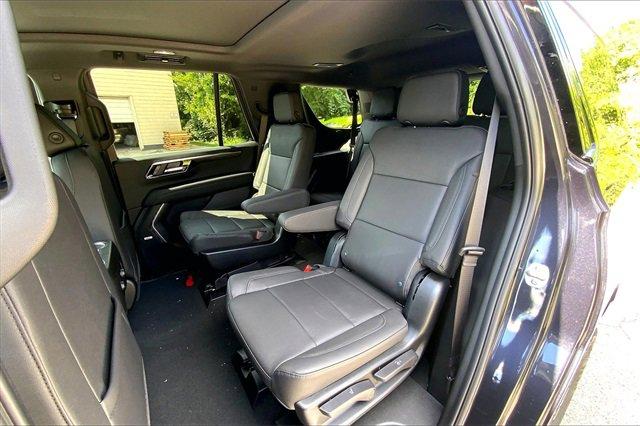 2025 Chevrolet Tahoe Vehicle Photo in KANSAS CITY, MO 64114-4502