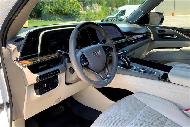 2023 Cadillac Escalade Vehicle Photo in KANSAS CITY, MO 64114-4545