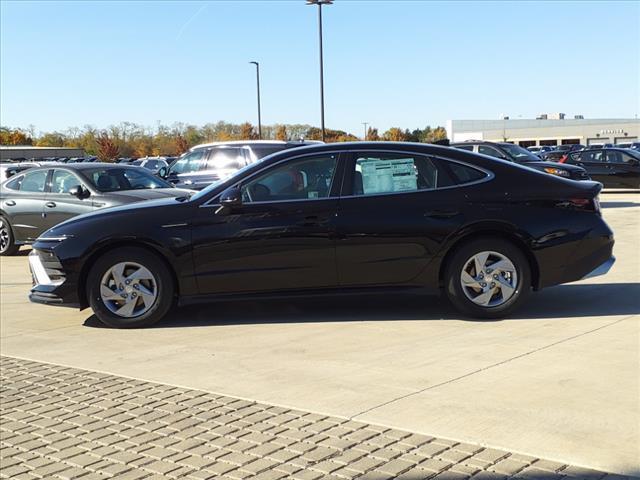 2025 Hyundai SONATA Vehicle Photo in Peoria, IL 61615