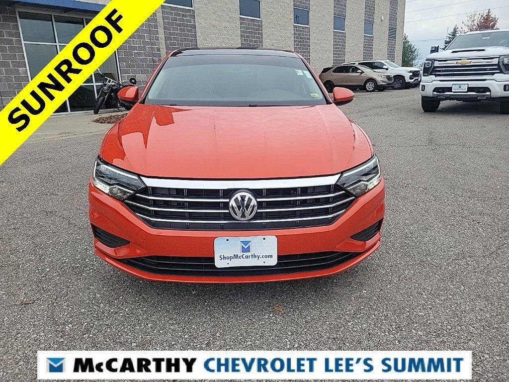 Used 2019 Volkswagen Jetta SE with VIN 3VWCB7BU1KM221104 for sale in Lee's Summit, MO