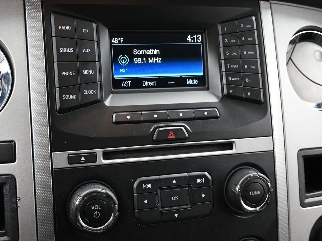 2017 Ford Expedition Vehicle Photo in Cedar Rapids, IA 52402