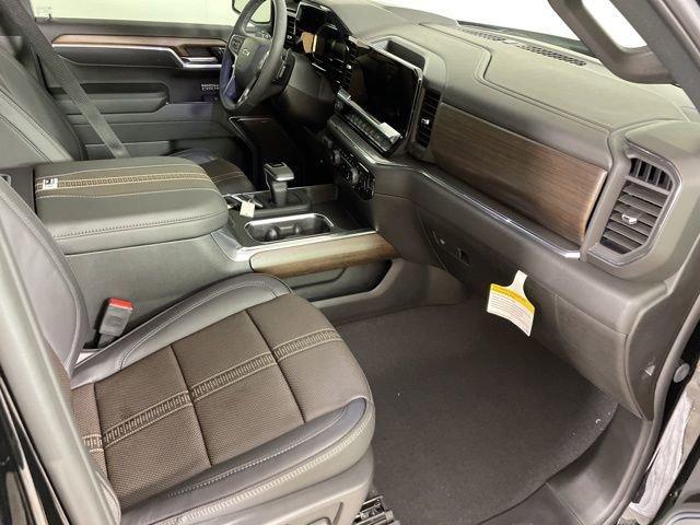 2025 Chevrolet Silverado 1500 Vehicle Photo in PHOENIX, AZ 85014-3381