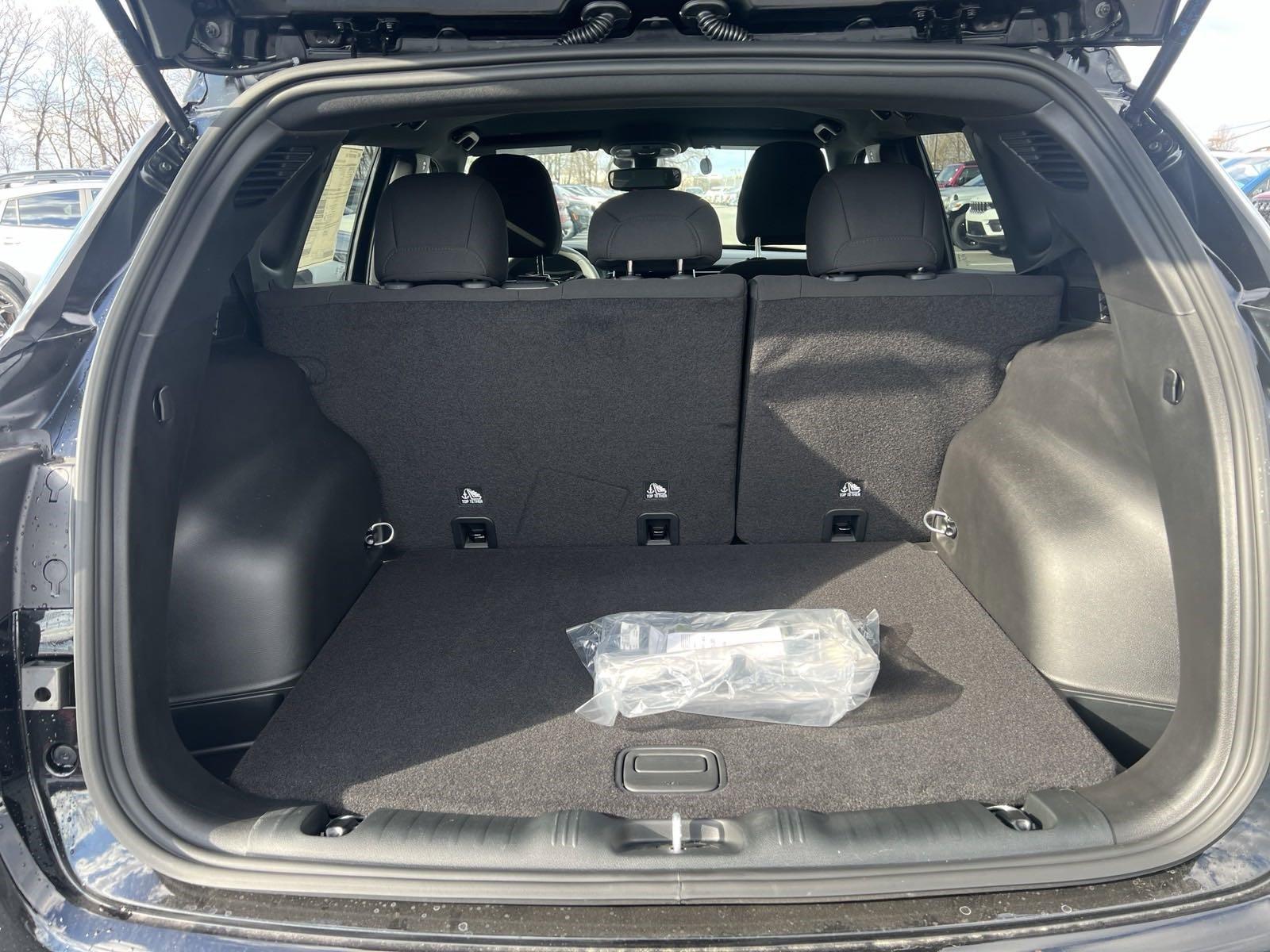 2025 Jeep Compass Vehicle Photo in Mechanicsburg, PA 17050-1707