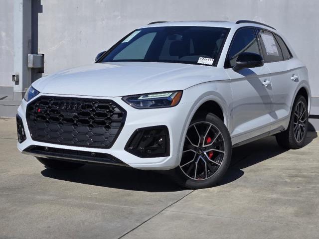 2025 Audi SQ5 Vehicle Photo in SUGAR LAND, TX 77478