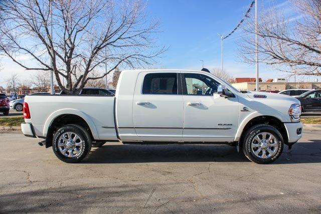 2022 Ram 3500 Vehicle Photo in MILES CITY, MT 59301-5791