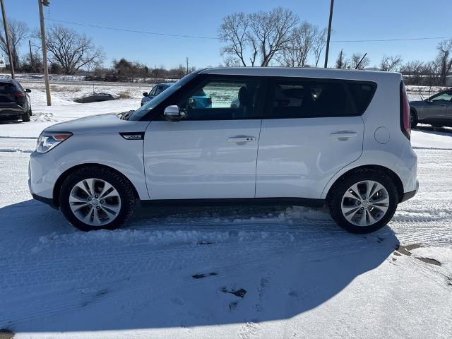 2016 Kia Soul Vehicle Photo in MANHATTAN, KS 66502-5036