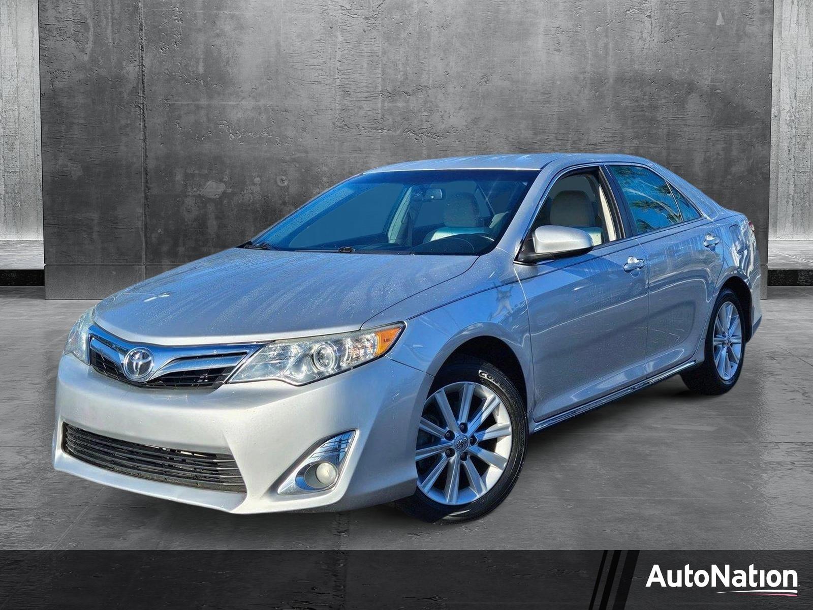 2013 Toyota Camry Hybrid Vehicle Photo in Sanford, FL 32771