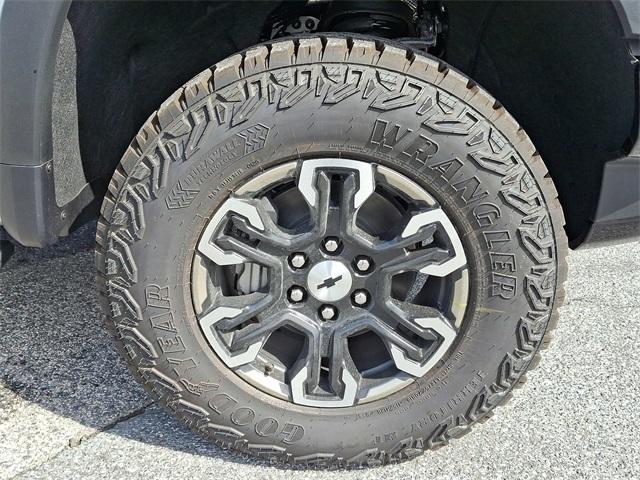 2025 Chevrolet Silverado 1500 Vehicle Photo in BERLIN, MD 21811-1121