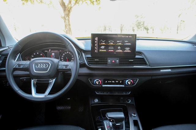 2022 Audi Q5 Vehicle Photo in HOUSTON, TX 77090