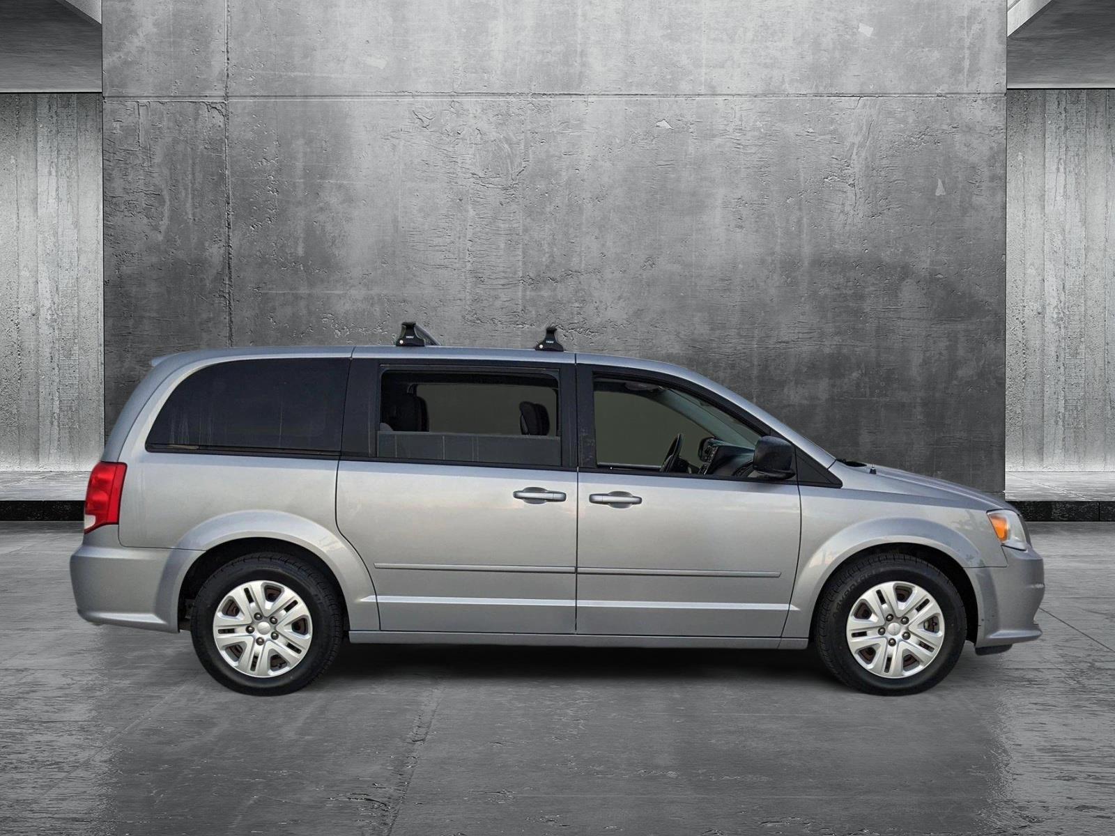 2017 Dodge Grand Caravan Vehicle Photo in Davie, FL 33331