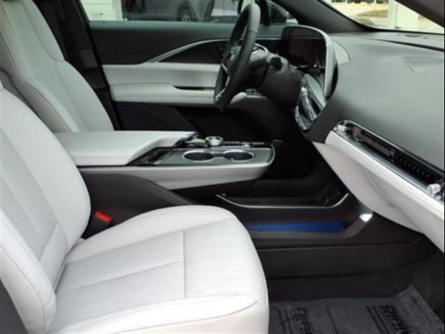 2025 Cadillac LYRIQ Vehicle Photo in TAMPA, FL 33612-3404