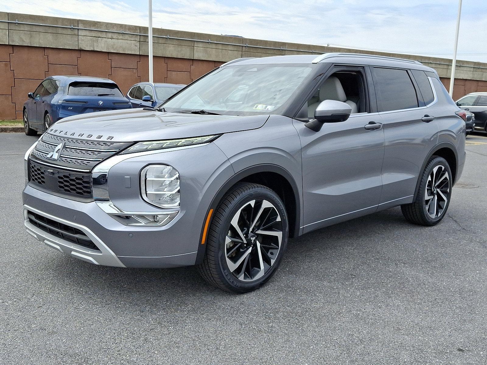 2022 Mitsubishi Outlander Vehicle Photo in Lancaster, PA 17601